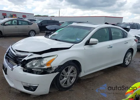 2014 Nissan Altima 2.5/2.5 S/2.5 Sl/2.5 Sv from USA, damaged, VIN 1N4AL3AP9EN260650